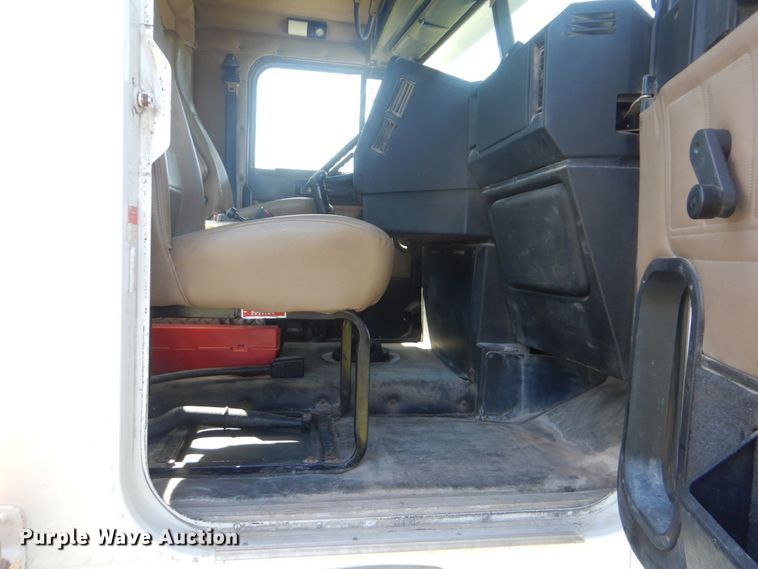 image for item FT9383 2010 Freightliner FLD120 dump truck