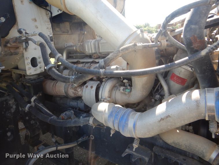 image for item FT9383 2010 Freightliner FLD120 dump truck