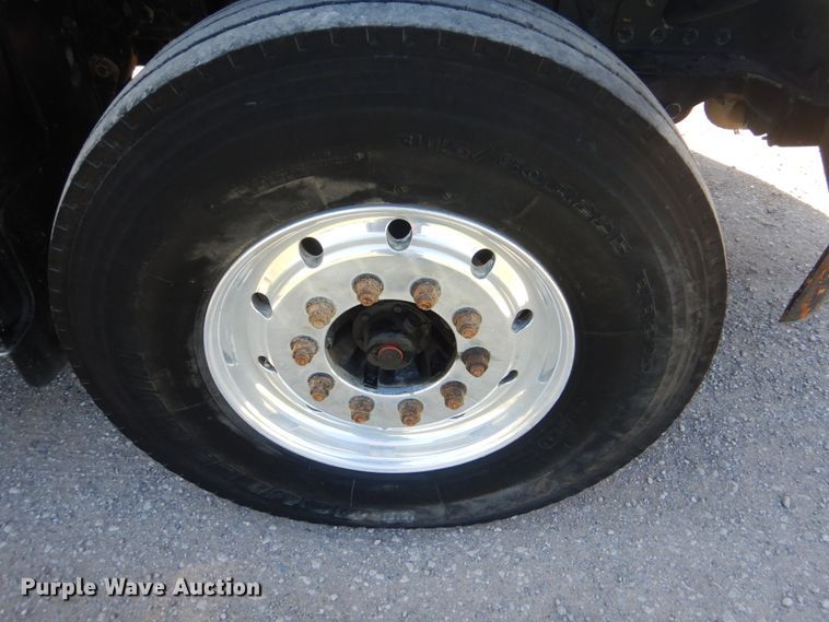 image for item FT9383 2010 Freightliner FLD120 dump truck