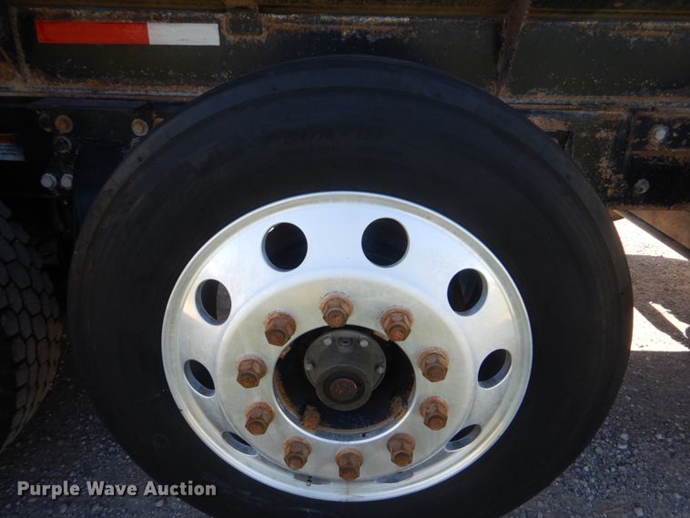 image for item FT9383 2010 Freightliner FLD120 dump truck