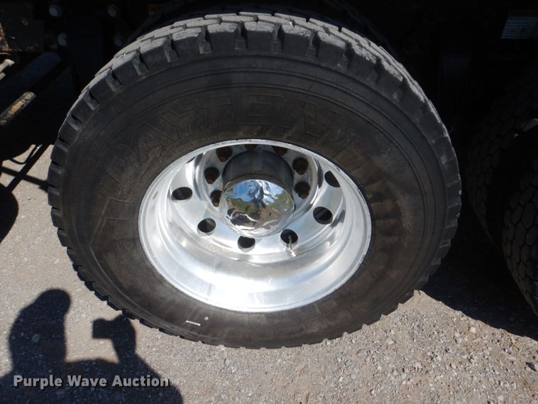 image for item FT9383 2010 Freightliner FLD120 dump truck