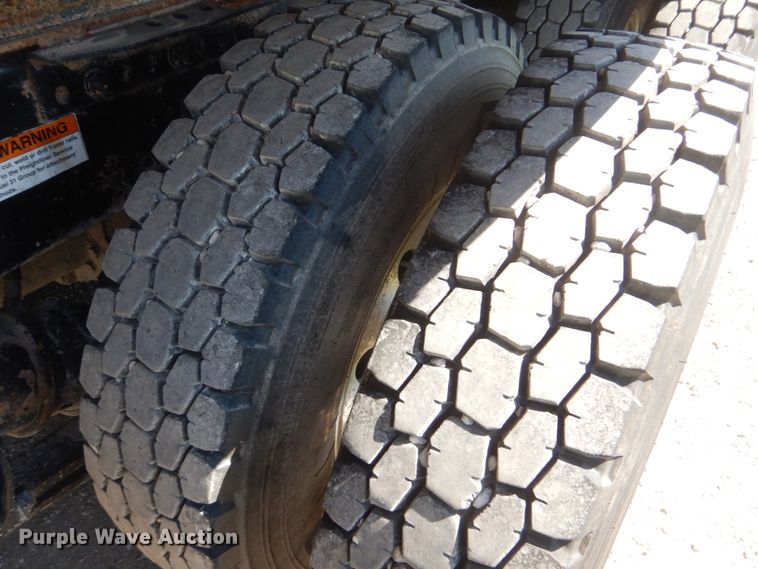 image for item FT9383 2010 Freightliner FLD120 dump truck