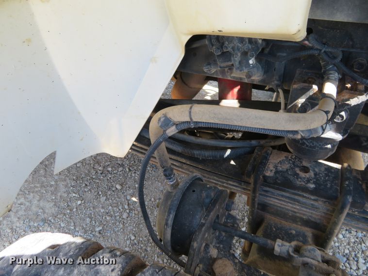 image for item FU9999 2006 International 4300 digger derrick truck