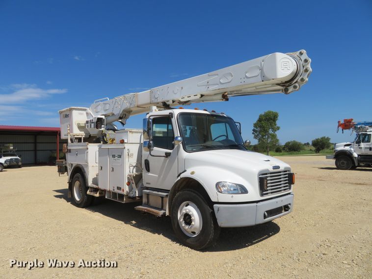 image for item FV9000 2007 Freightliner Business Class M2 bucket truck
