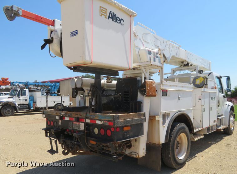 image for item FV9000 2007 Freightliner Business Class M2 bucket truck