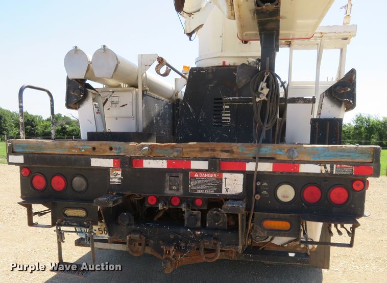 image for item FV9000 2007 Freightliner Business Class M2 bucket truck