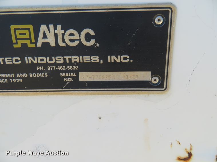 image for item FV9000 2007 Freightliner Business Class M2 bucket truck