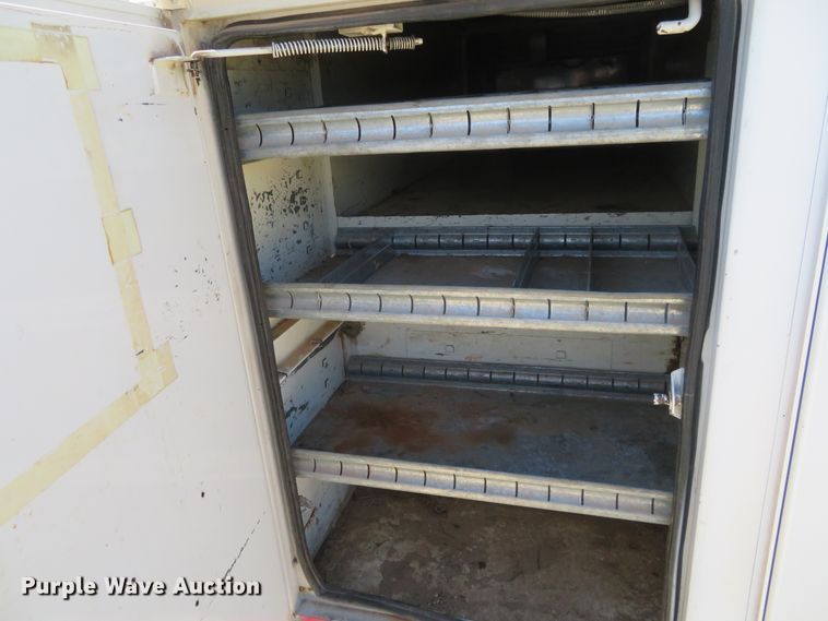 image for item FV9000 2007 Freightliner Business Class M2 bucket truck