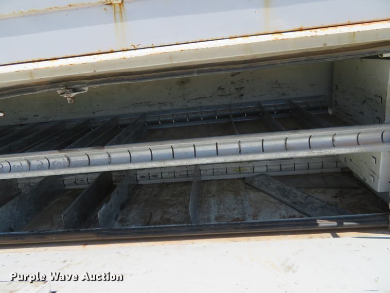 image for item FV9000 2007 Freightliner Business Class M2 bucket truck