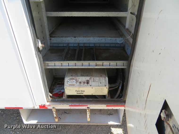 image for item FV9000 2007 Freightliner Business Class M2 bucket truck