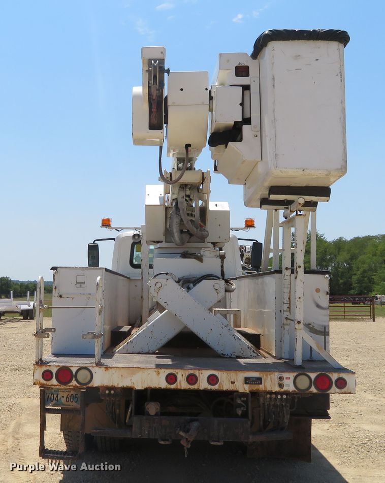image for item FV9010 2011 International DuraStar 4300 bucket truck
