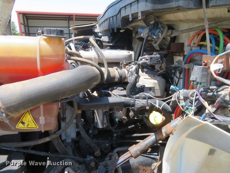 image for item FV9010 2011 International DuraStar 4300 bucket truck