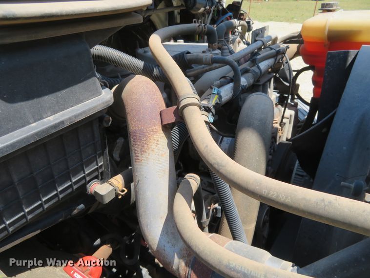 image for item FV9010 2011 International DuraStar 4300 bucket truck