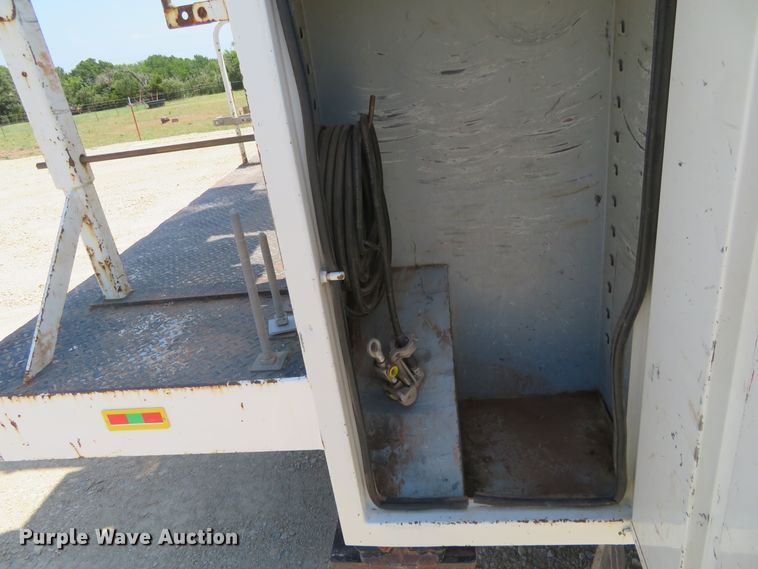 image for item FV9010 2011 International DuraStar 4300 bucket truck