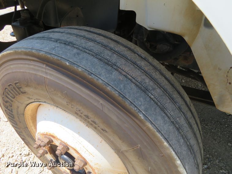 image for item FV9010 2011 International DuraStar 4300 bucket truck