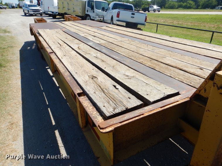 image for item G1868 1989 Belshe equipment trailer