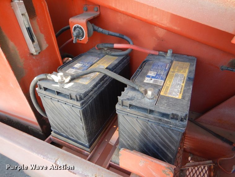 image for item GH9530 1999 Snorkelift TB60 boom lift