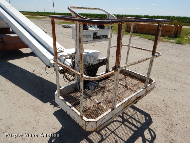 image for item GH9530 1999 Snorkelift TB60 boom lift