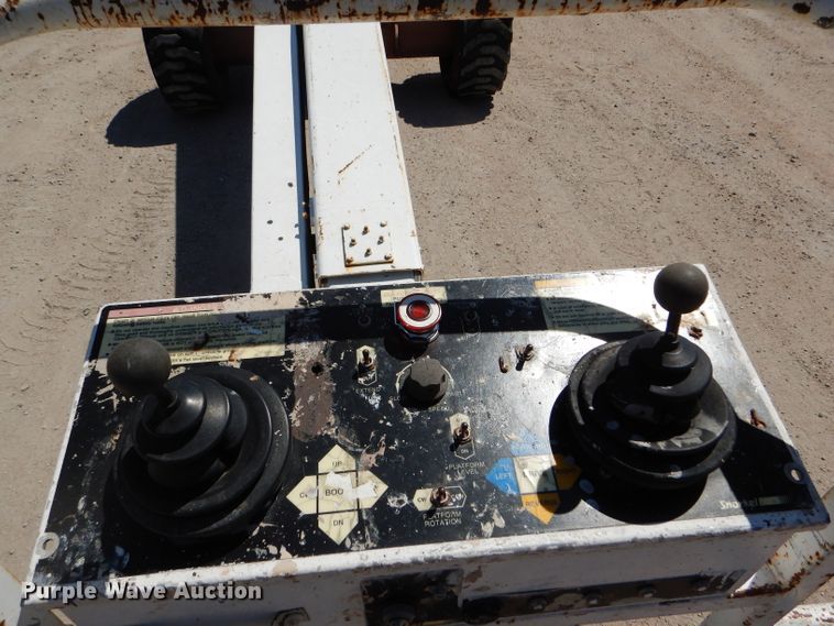 image for item GH9530 1999 Snorkelift TB60 boom lift