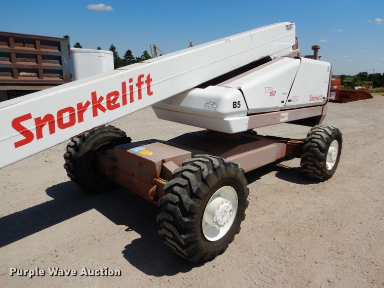 image for item GH9530 1999 Snorkelift TB60 boom lift