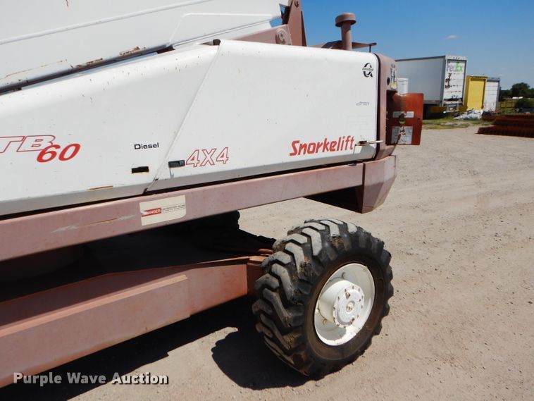 image for item GH9530 1999 Snorkelift TB60 boom lift