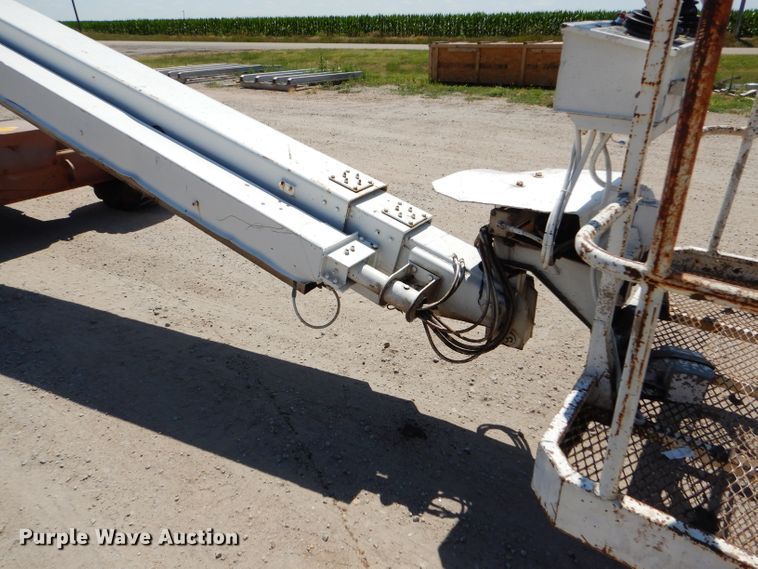 image for item GH9530 1999 Snorkelift TB60 boom lift