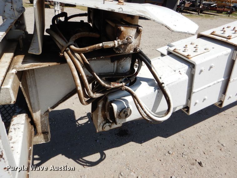 image for item GH9530 1999 Snorkelift TB60 boom lift