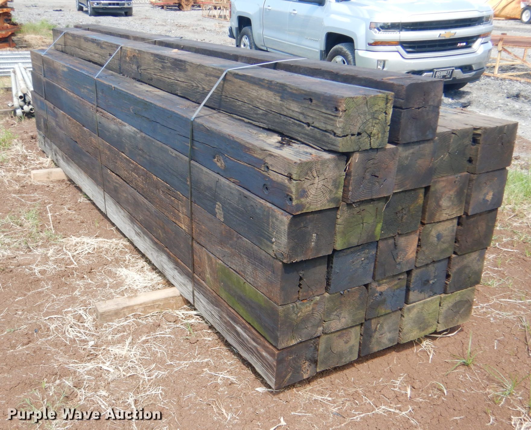 (44) railroad ties in Muskogee, OK Item DF2191 sold Purple Wave