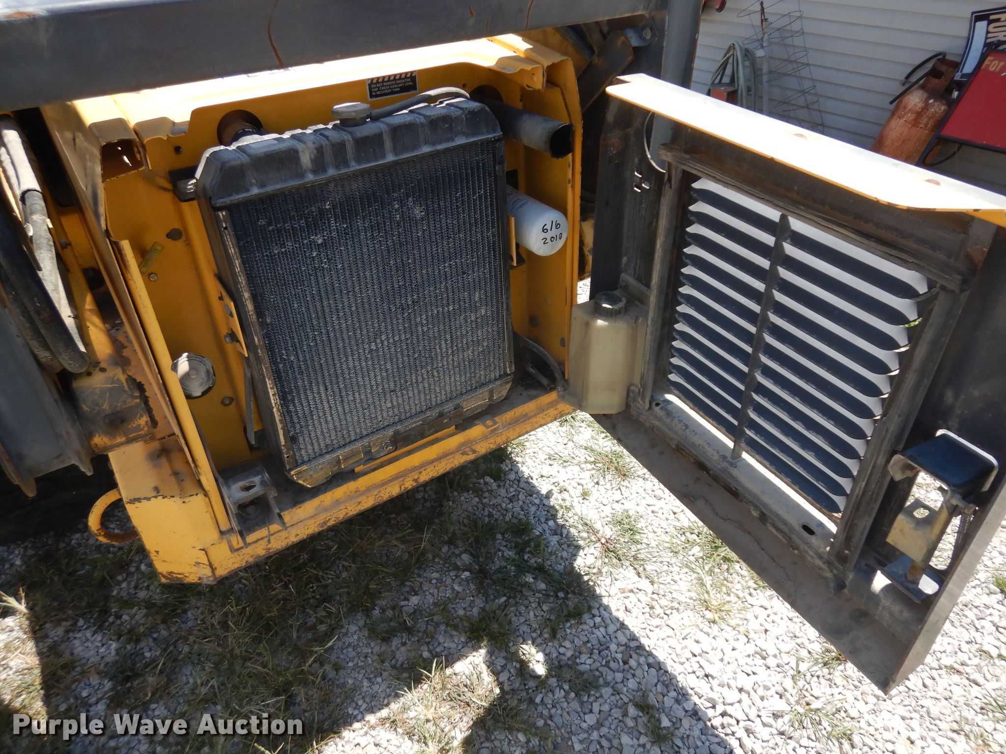 2001 New Holland LS180 skid steer in Richmond, KS | Item DH0319 sold ...