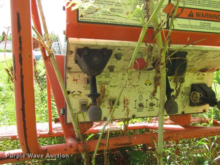 image for item EU9717 2000 JLG 404 boom lift