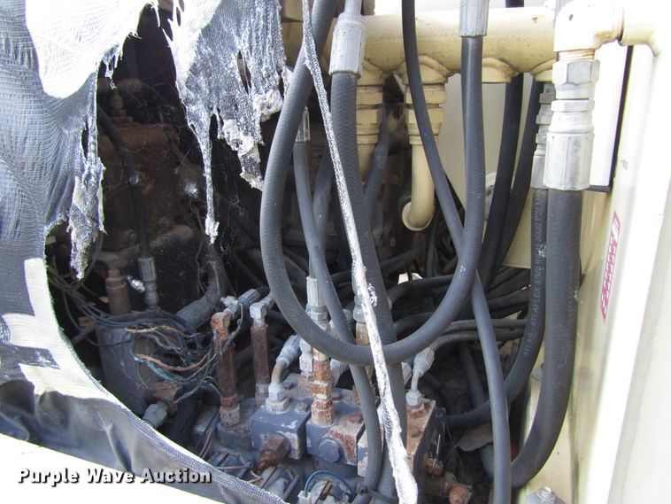 image for item EU9717 2000 JLG 404 boom lift