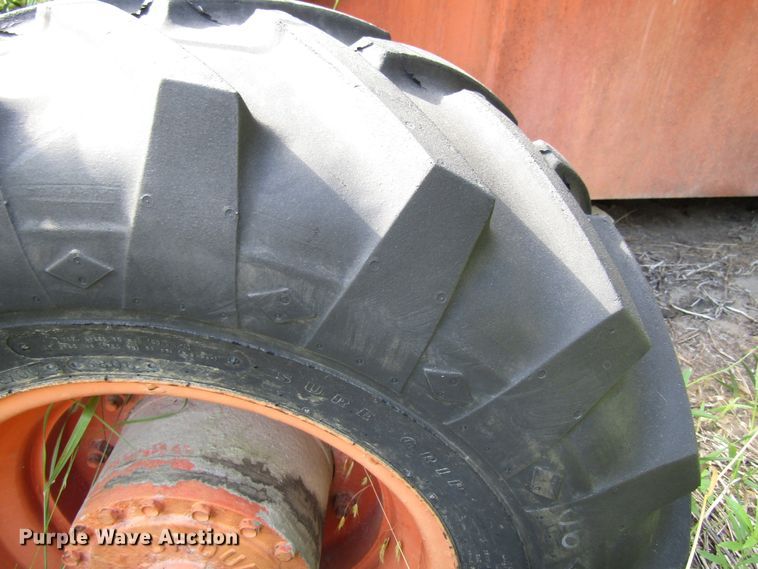 image for item EU9717 2000 JLG 404 boom lift