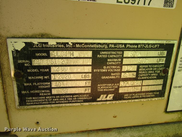 image for item EU9717 2000 JLG 404 boom lift