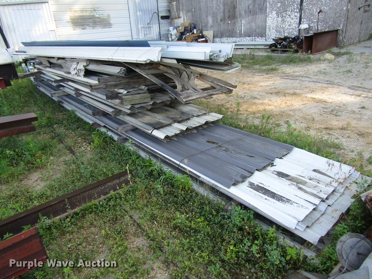 image for item EU9722 Aluminum siding