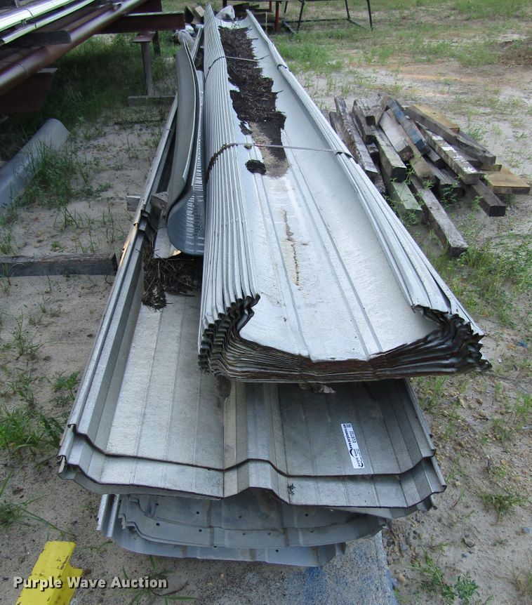 image for item EU9722 Aluminum siding