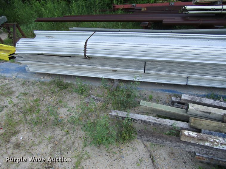 image for item EU9722 Aluminum siding