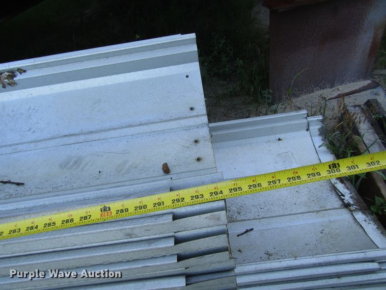 image for item EU9722 Aluminum siding