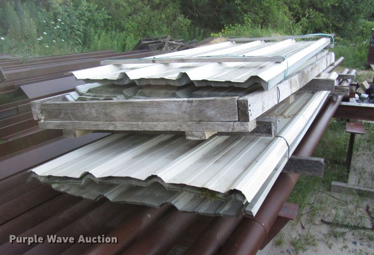 image for item EU9722 Aluminum siding