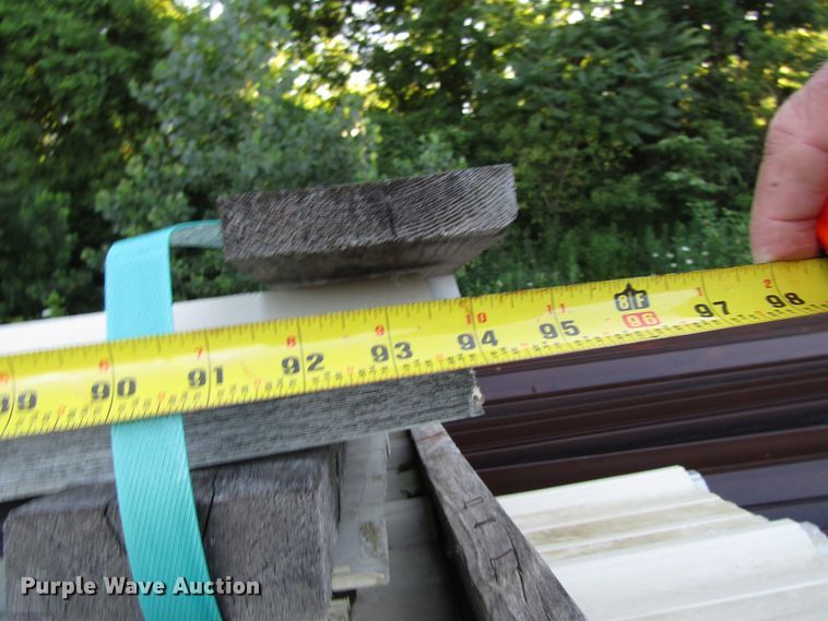 image for item EU9722 Aluminum siding