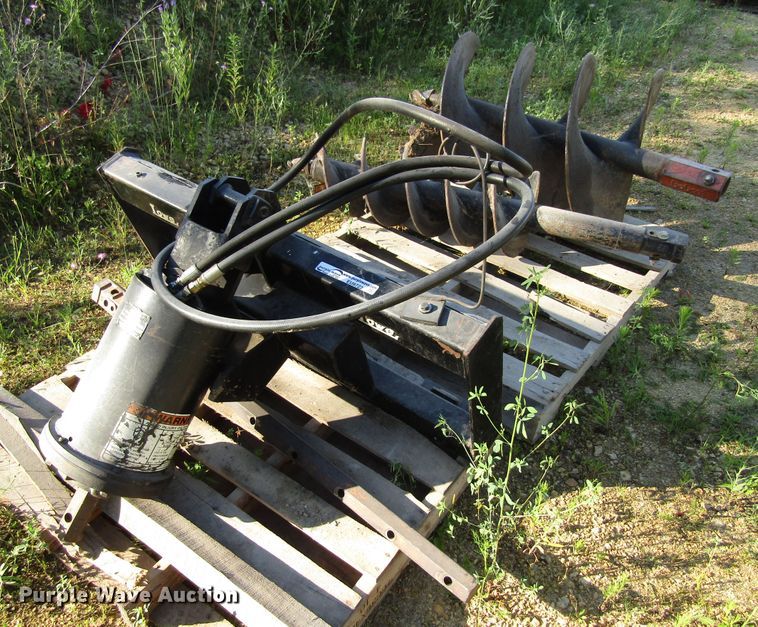 image for item EU9723 Lowe 200 post hole auger