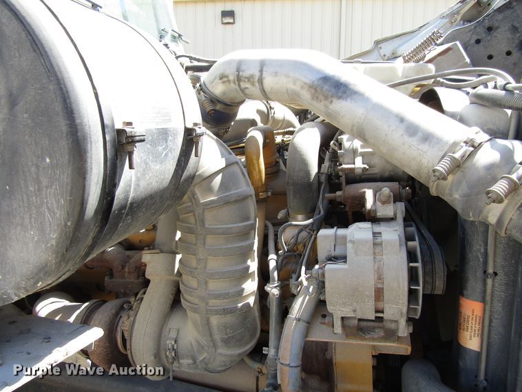 image for item EU9730 1997 Ford L9000 semi truck