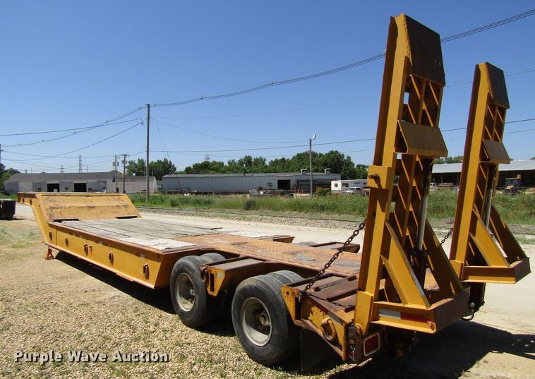 image for item EU9731 1970 Load King drop deck equipment trailer