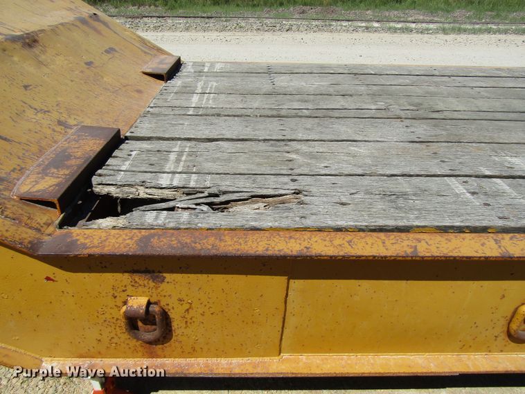 image for item EU9731 1970 Load King drop deck equipment trailer