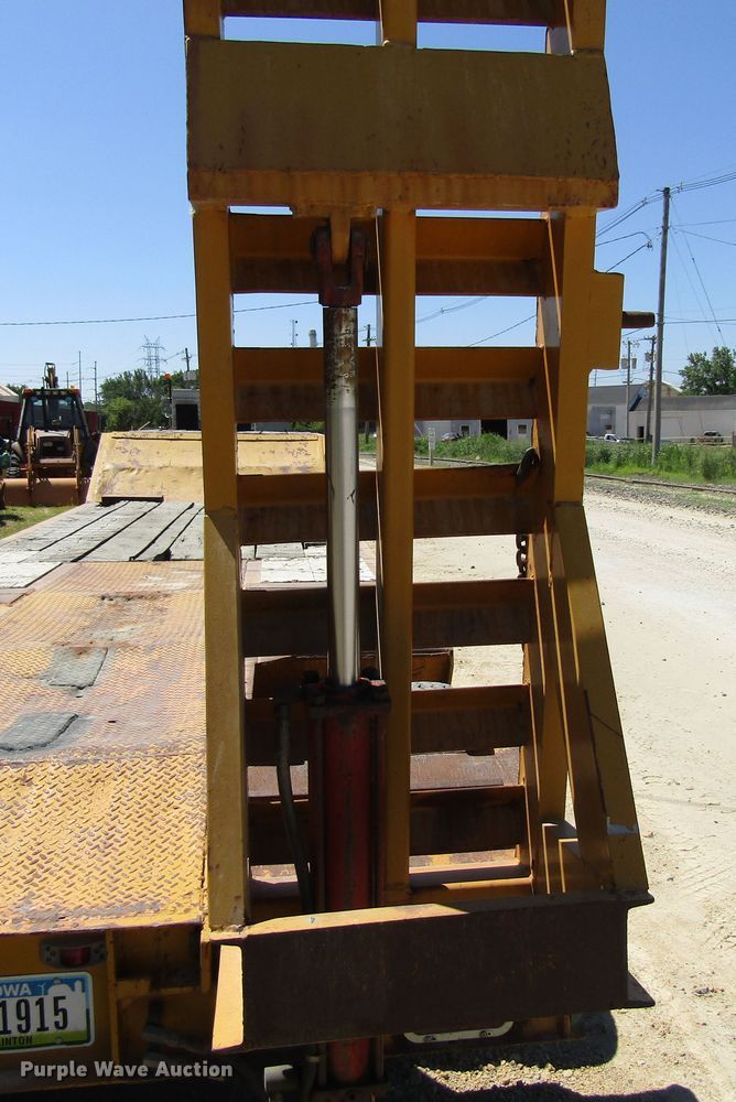 image for item EU9731 1970 Load King drop deck equipment trailer