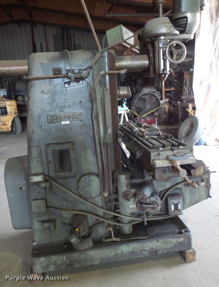 image for item FM9519 Rusnok Tool Works milling machine