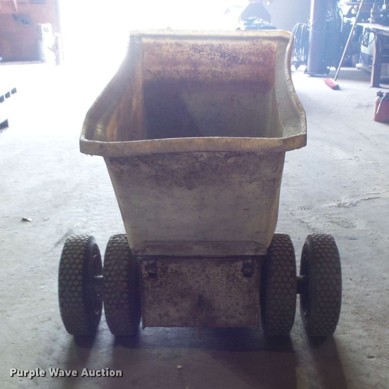 image for item FM9521 Concrete buggy