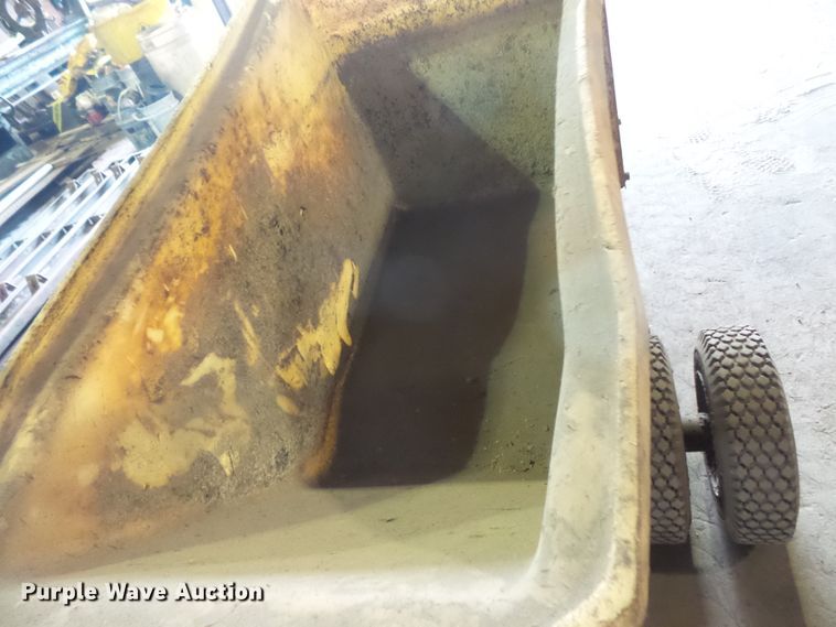 image for item FM9521 Concrete buggy