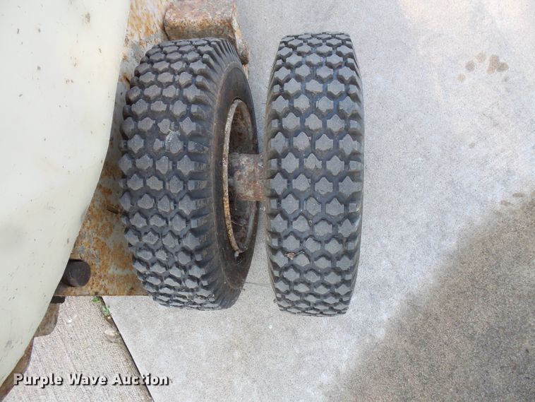 image for item FM9542 Miller MB11 concrete buggy