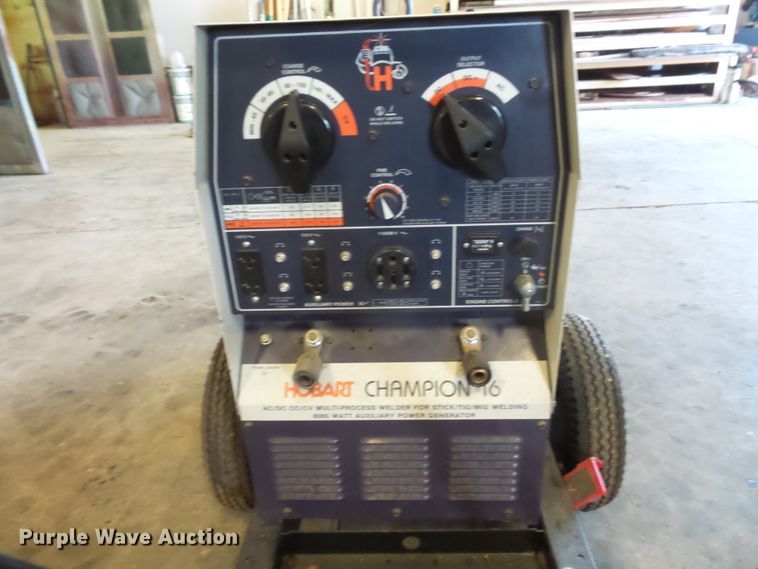 Hobart Champion 16 welder in Clinton, IA Item FM9553 sold Purple Wave