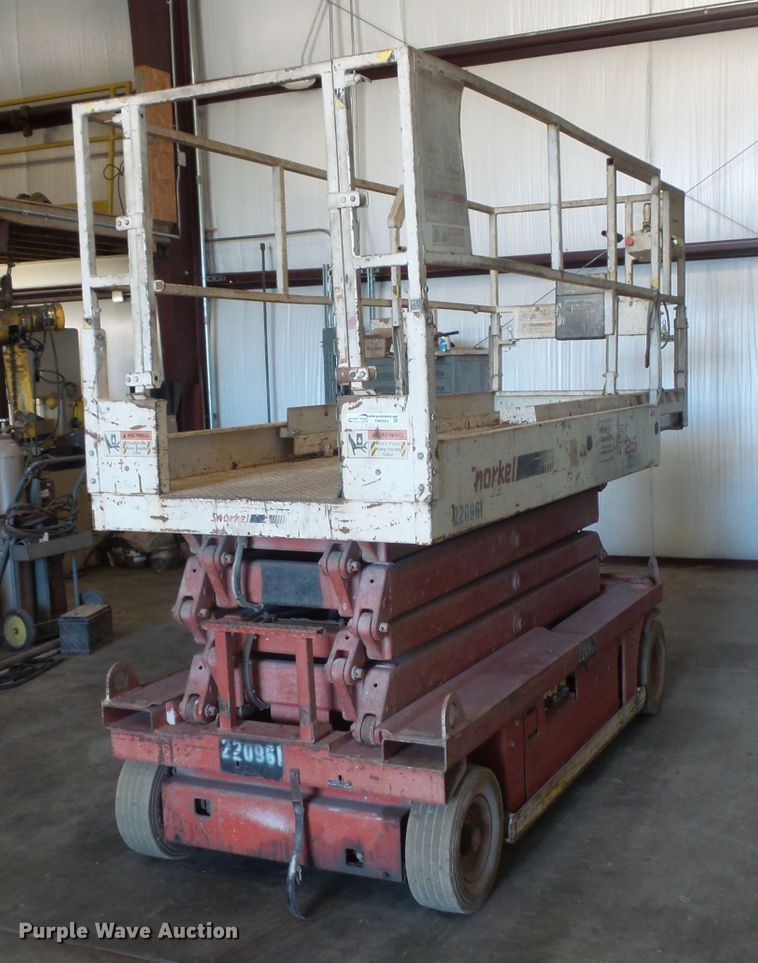 image for item FM9554 Snorkel SL25 scissor lift